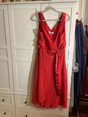 Evan-Picone Red Chiffon Faux-Wrap Sleeveless Midi Dress with Satin Waist Tie Siz